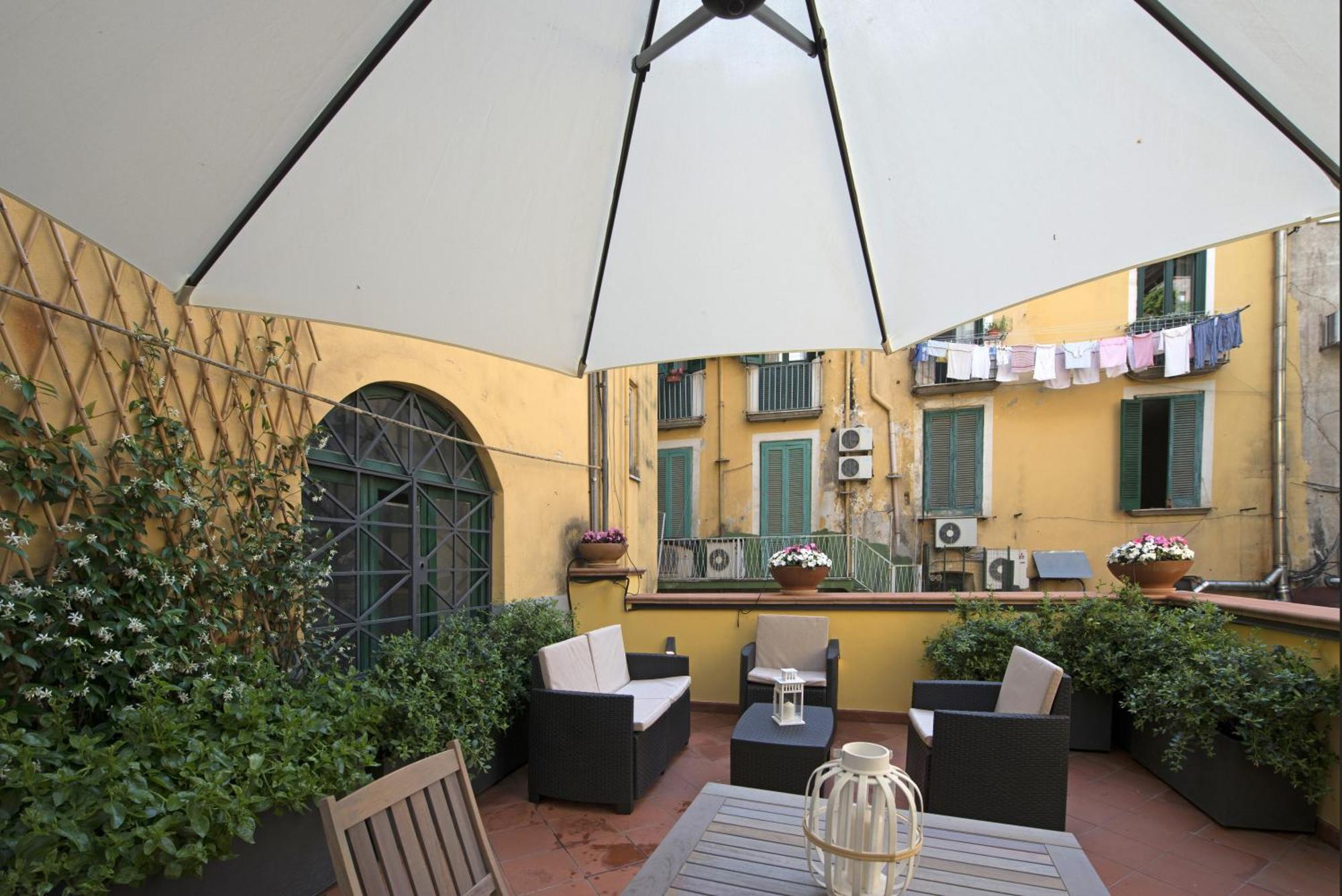 Le Terrazze Sul Cortile Salerno Exterior foto