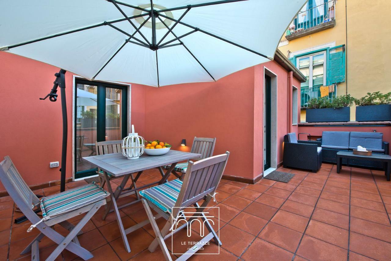 Le Terrazze Sul Cortile Salerno Exterior foto