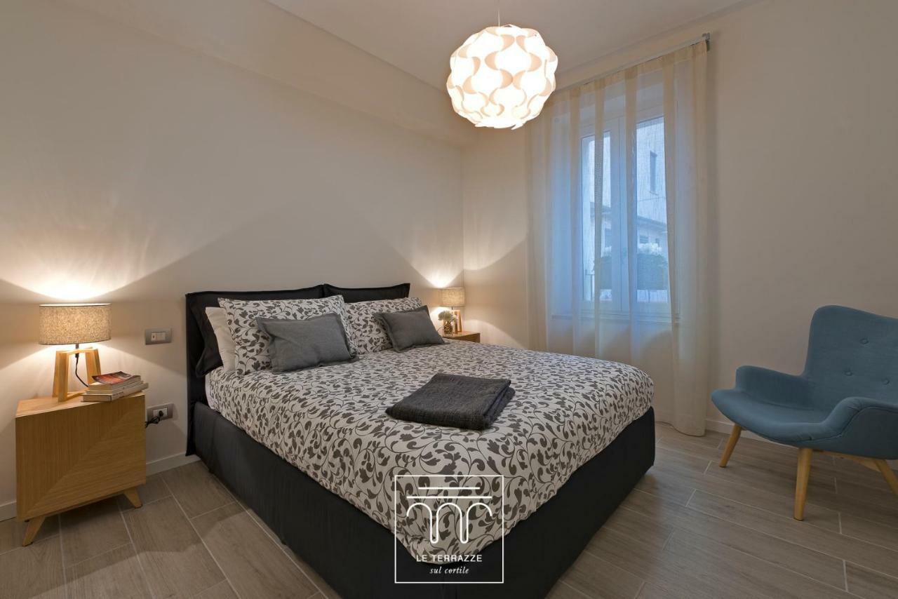 Le Terrazze Sul Cortile Salerno Exterior foto