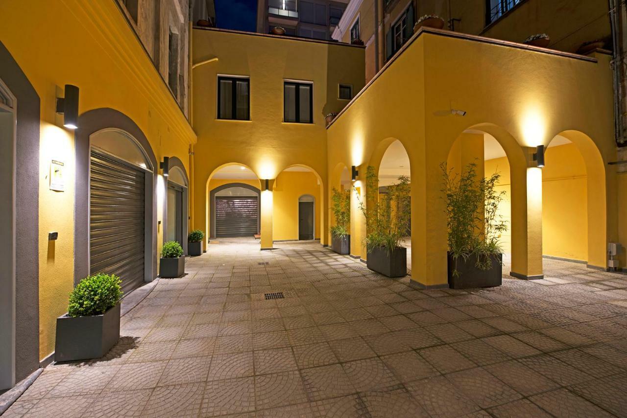 Le Terrazze Sul Cortile Salerno Exterior foto