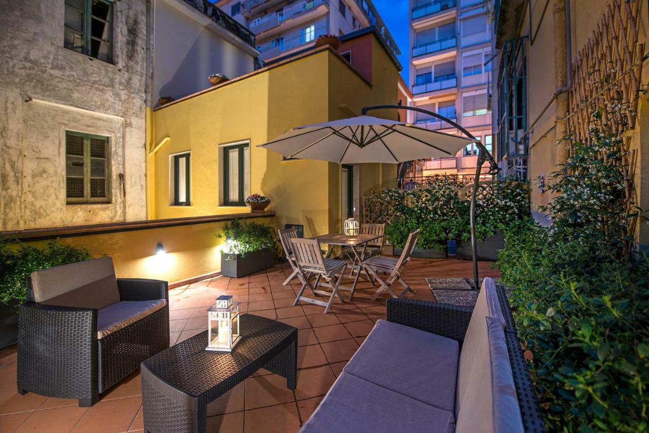 Le Terrazze Sul Cortile Salerno Exterior foto